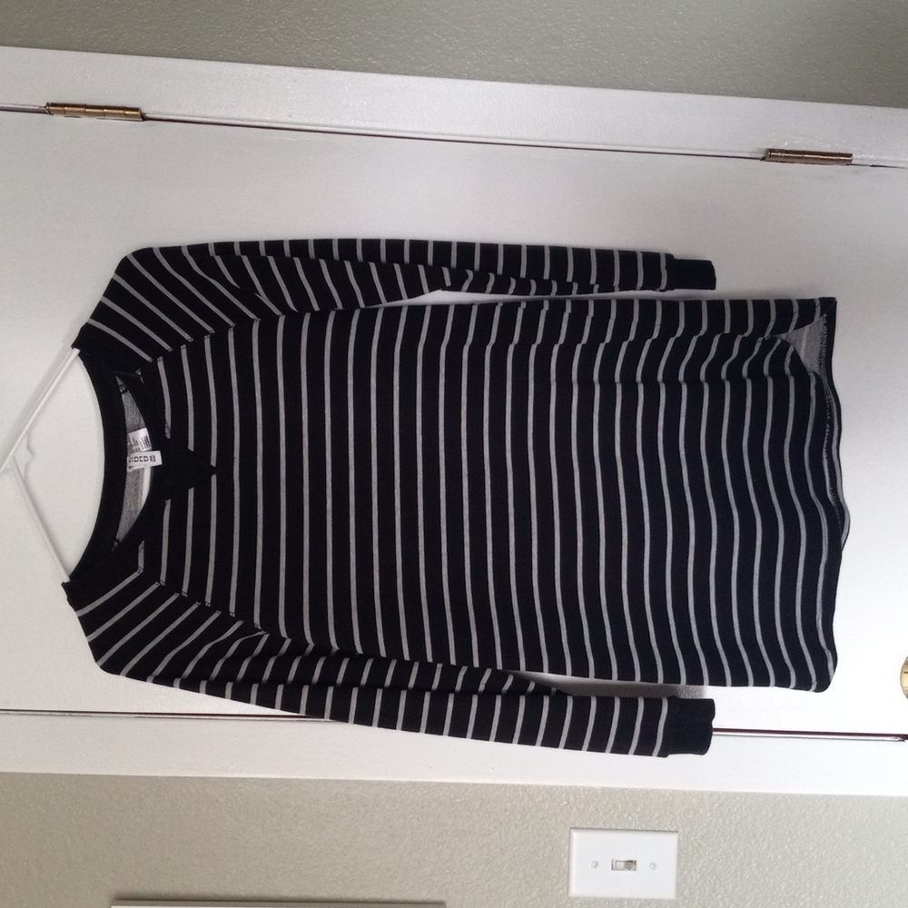 Divided black/white strip knit top sz XS